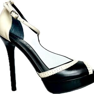 Ralph Lauren Hills For Women 5” Heel Sz 5.5 Peep Toe Black & White “New”